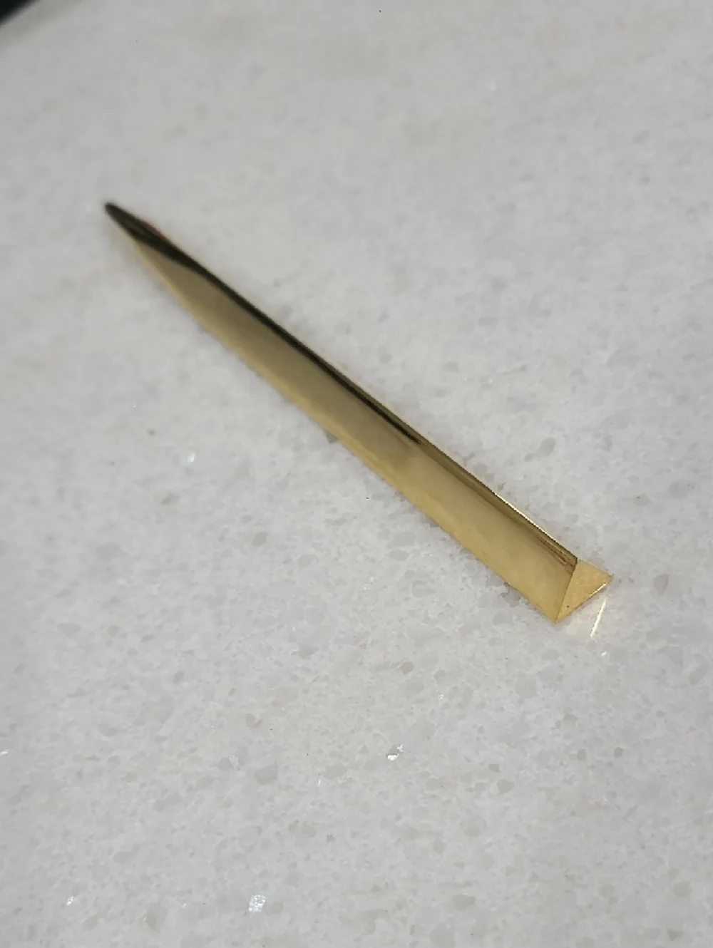 Gold Pen  - Elegant Desk Accessory